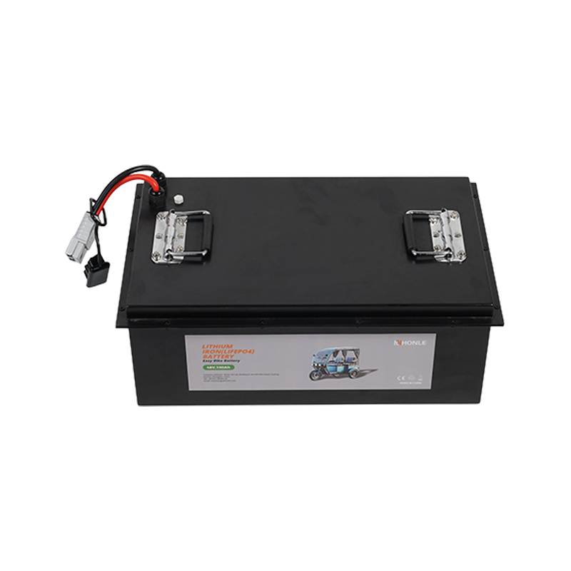 Paquete de larga duración LiFePO4 de batería de litio de ciclo profundo HLE 48V 100Ah para carritos de golf y LSV